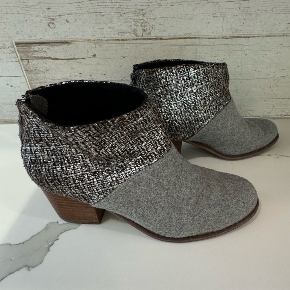 TOMS sparkle top booties